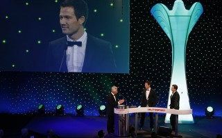 オジエ、モータースポーツ界のオスカーを受賞
