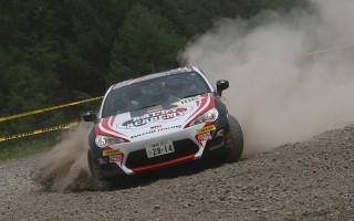 TRDラリチャレ長野で、脇阪／飯田組がクラス優勝