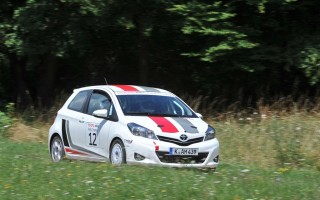 ヤリスR1A、WRCドイツでデビュー！