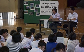 【動画】新井敏弘が小学校で特別授業＆デモラン実施