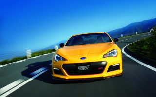 STI、コンプリートカー「BRZ tS」を300台限定で発売