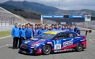 STI「心ひとつに、ニュルブルクリンクでの2連覇をめざす」