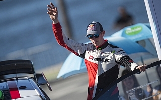 WRCアルゼンチン：0.7秒差で2位のエバンス「次に優勝争いするのはポルトガルだ」ポスト会見