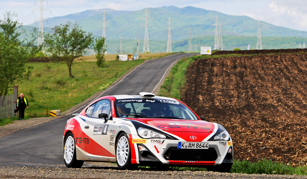 GT86 CS-R3