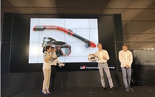 トヨタのWRC報告会にタナクがサプライズ登場