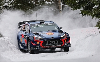 WRCスウェーデン：競技2日目はヌービル首位、ヒュンダイが1-2-3