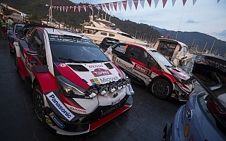 WRCトルコは旧スペックのエンジンを使用するトヨタ、年間基数制限の影響と負荷を考慮