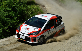 TGR Vitz GRMN Rally、猛暑となった初開催の横手ラリーをトラブルなく走り切り3位