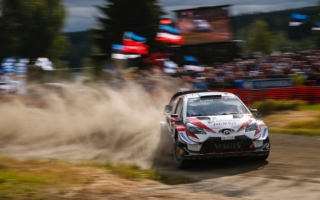 WRCフィンランド：接戦の競技2日目はトヨタのラトバラが首位。勝田はWRC2の3番手