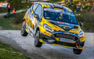 WRCクロアチア：元eスポーツWRC王者のジョン・アームストロングがJWRCデビューウイン