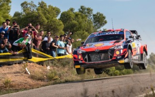 WRCスペイン：初日トップはヒュンダイのティエリー・ヌービル。勝田貴元はSS1でリタイア
