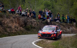 WRCスペイン：競技2日目もヒュンダイのヌービルが首位堅持。トヨタの2台が追う展開