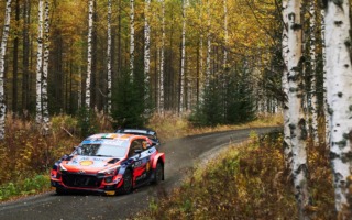WRCフィンランド：ヒュンダイのクレイグ・ブリーンが初日首位。勝田貴元は8番手