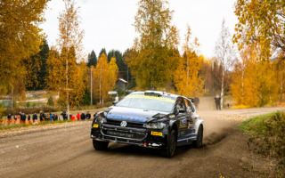 WRCフィンランド：WRC2はポロGTI R5のテーム・スニネンが優勝