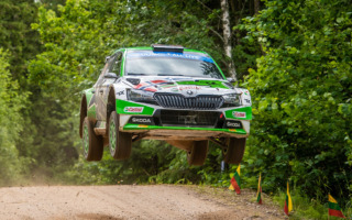 WRCエストニア：WRC2はミケルセンが今季3勝目で選手権首位に再浮上