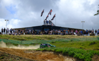 WRCラリーニュージーランドのパワーステージは、スタジアム式専用コース