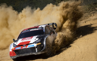 WRCポルトガル：ドラマ連発の初日、カッレ・ロバンペラが総合首位