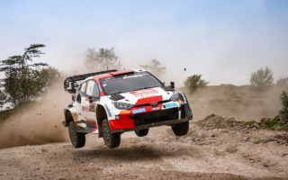 WRCサファリ：金曜日を終えてトヨタ勢がトップ3独占体制