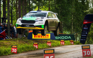 WRCフィンランド：WRC2部門はサミ・パヤリが部門初優勝