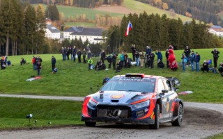 WRCセントラルヨーロピアン：ティエリー・ヌービルが再び首位に浮上。選手権重視のカッレ・ロバンペラが2番手をキープ