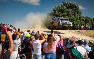 WRCサルディニア：初日を終えてセバスチャン・オジエが首位を堅守、勝田貴元は7番手