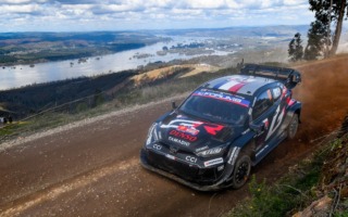 WRCチリ：2日目を終え、後半ベスト連発のセバスチャン・オジエが首位に浮上。6.3秒差の2番手にエルフィン・エバンス
