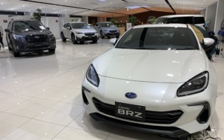 11/8〜9の富士スバル太田店カスタマイズフェアに新井敏弘が参加